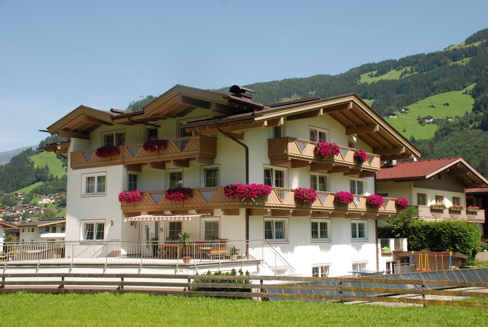 Appartements Olympia Mayrhofen Exterior foto